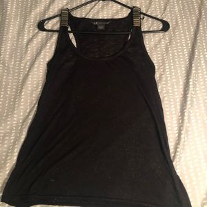 Black sleveless shirt